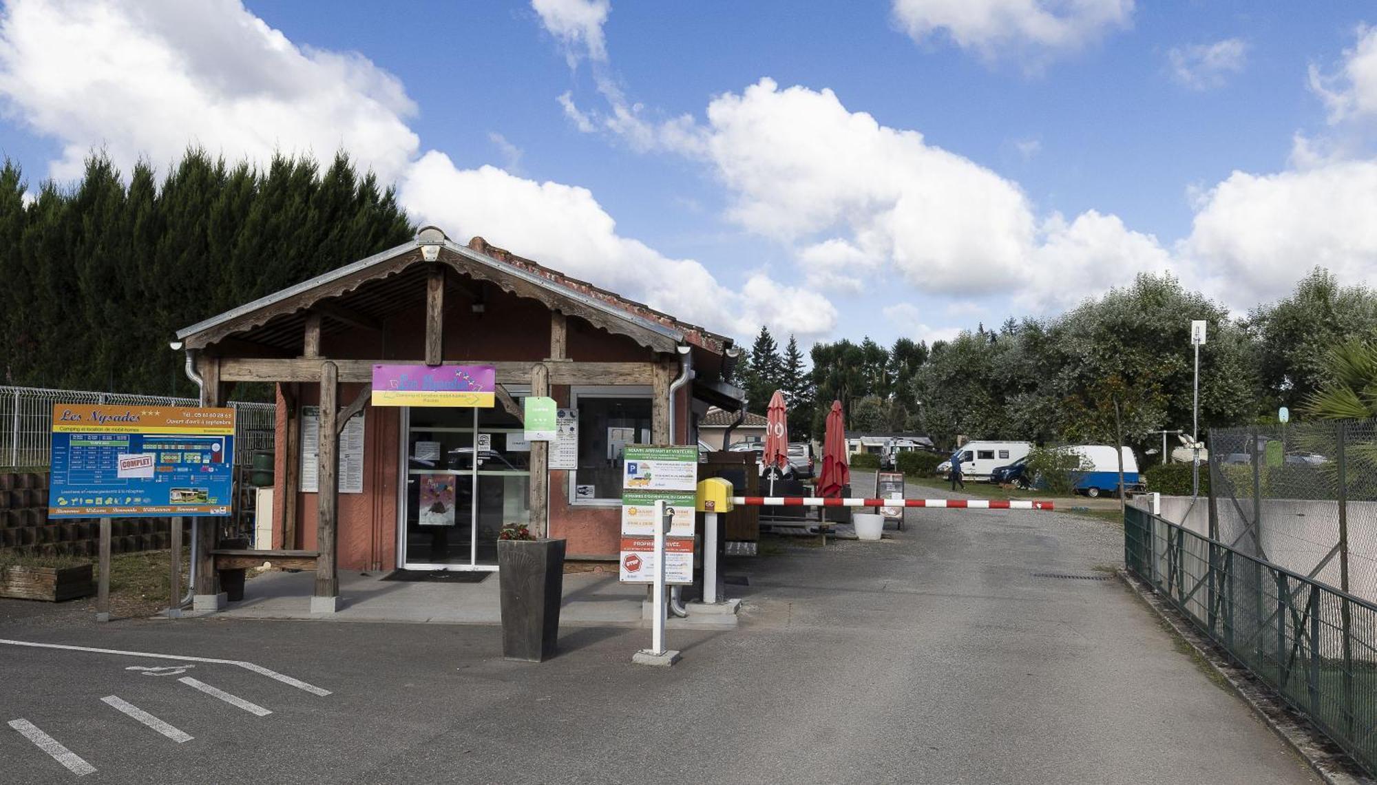 Camping Les Nysades Hotel Mirepoix  Exterior photo