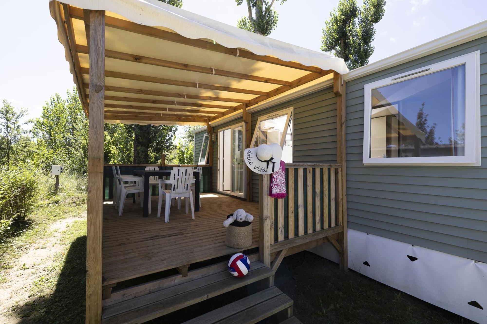 Camping Les Nysades Hotel Mirepoix  Exterior photo